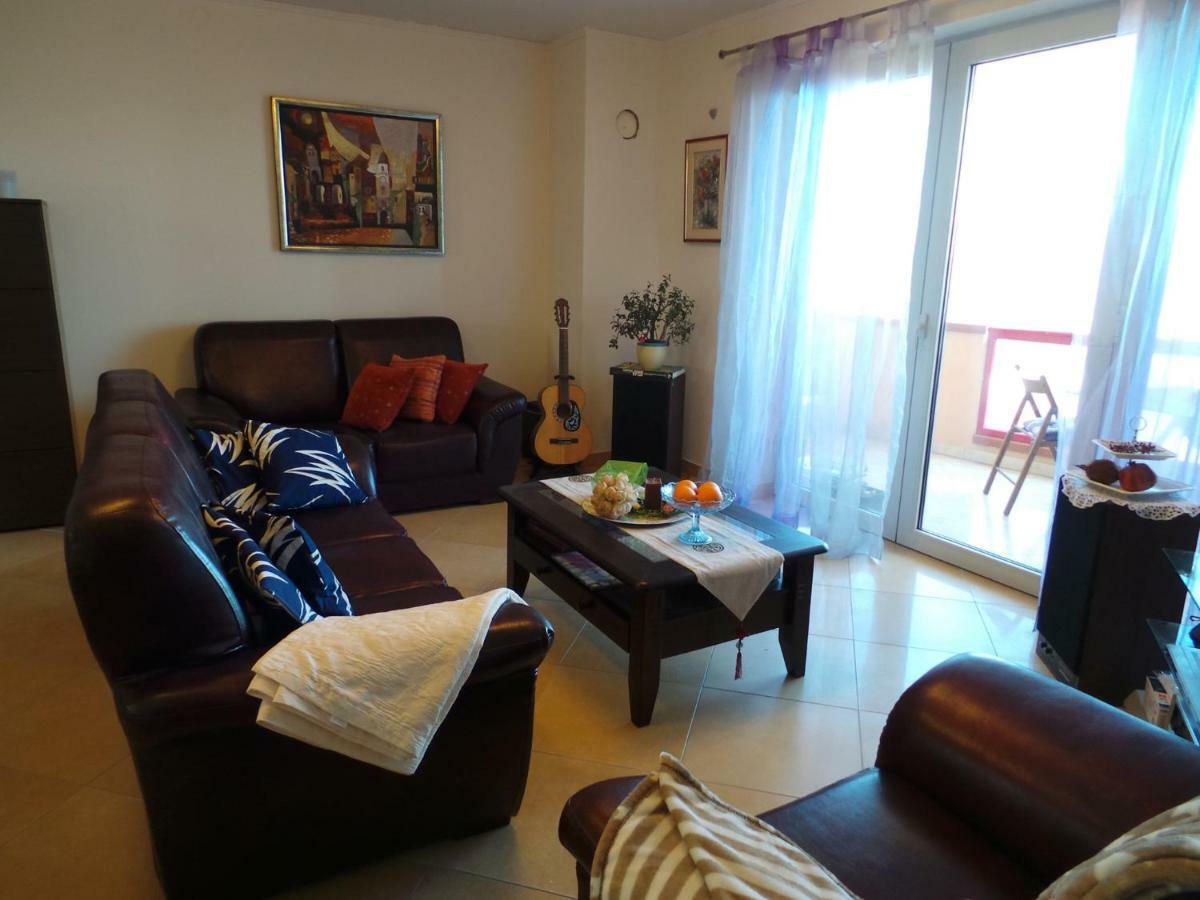 Apartments Rita 로브란 외부 사진